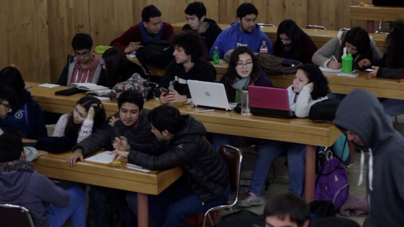 Advierten el impacto del entorno digital en la comprensión lectora